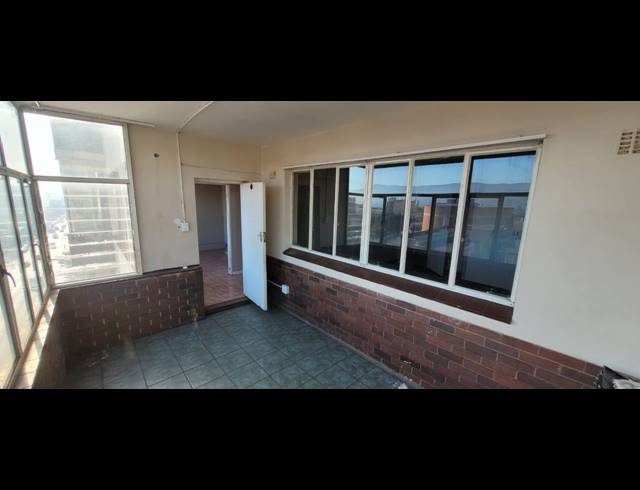 2 BEDROOM APARTMENT TO LET IN PIETERMARITZBURG CENTRAL